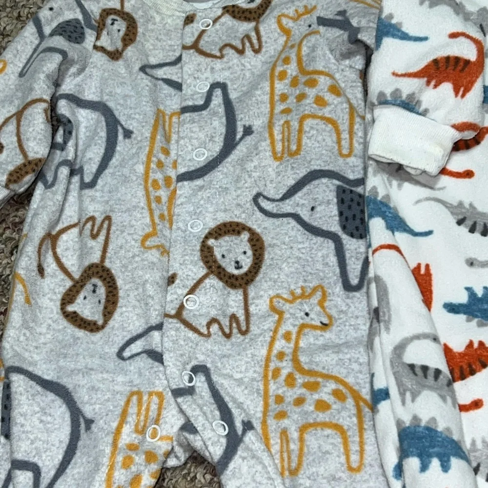 Boys, girls 0-3 month pajamas, outfits Kids One‎ Pieces Set Carters lot of 2